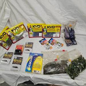 lot 37 image: Tackle, Lots of Bulk, Strike King, Big Bright, Seguar