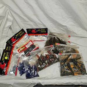 lot 40 image: Bulk Bag Crraws, Zoom, Big Bite