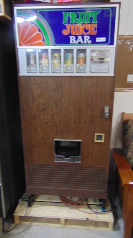 lot 1 image: Rock-ola Fruit Juice CJC5 Vending Machine