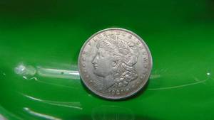 lot 9 image: 1921D Morgan Silver Dollar