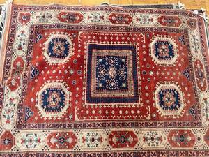 Persian-Style Oriental Rug - Red Field with Navy Central Medallion, Fringed Edges