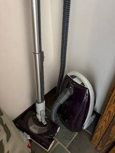 Kenmore Canister Vacuum - Model 21640101 All Floors