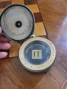 Institute of Technology IT Medallion - University of Minnesota Round Brass with Leather Case