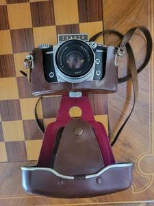 Exakta Varex IIb 35mm SLR - 50mm Lens - Made in Germany - Leather Case