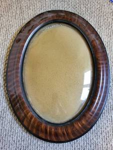 Chicago Portrait Company Oval Portrait Frame