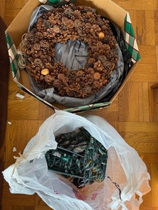 Natural Pinecone Wreath w Christmas String Lights Decor Lot 18in