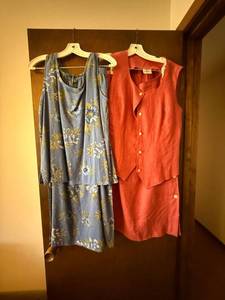 Women��s 2 Outfit Lot Laura Ashley Vintage Studio Skirt Sets