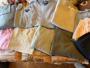 Lot of 10 Womens Sweaters Lands End Dana Buchman Mixed Styles
