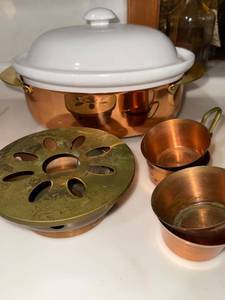 Vintage Copper Tone Casserole Chafer Set w Milk Glass Lid Insert Cups