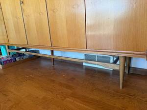 Mid Century Danish Modern Teak Cabinet Credenza Bar Cabinet