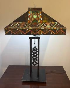 lot 25C image: LL - Arts & Crafts Tiffany-Style Stained Glass Lamp