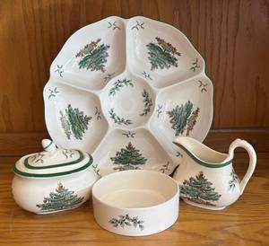 lot 49R image: LR - Spode Christmas Tree Platter with Creamer, Sugar Bowl & Bowl
