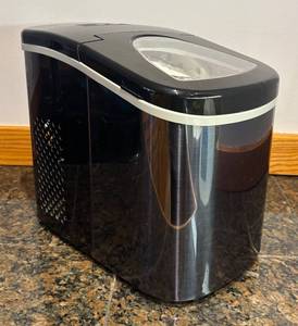 lot 77R image: LL - Frigidaire Ice Maker - Model EFFC117-SSBLACK