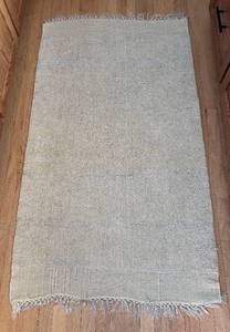 lot 101R image: LR - Pottery Barn Rug