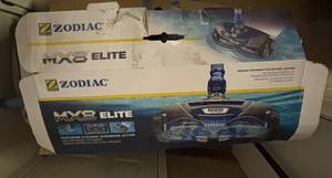 lot 133R image: G - Zodiac MXB Elite Pool Cleaner - Hose Assembly Included