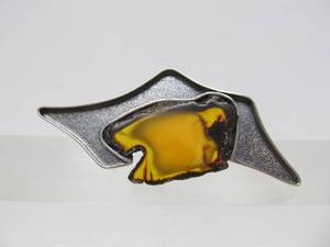 Great Looking Sculptural Sterling Silver Bro wAmber