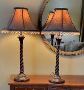 lot 43 image: Twisted Column Candlestick Table Lamp, pair