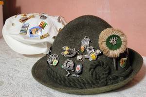lot 140 image: Green Wool Tyrolean Hat with Travel Pins plus White Tam Hat
