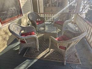 lot 107 image: Wicker Porch Conversation Set with Cushions