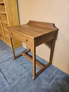 lot 70 image: Mission Style Oak Desk