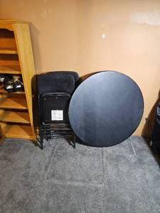 lot 195 image: Folding Card Table and Chairs