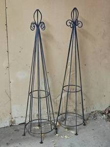 lot 216 image: Pair of Decorative Wrought Iron Garden Obelisks Plant Trellises