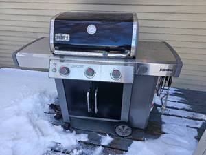 lot 87 image: Weber Genesis II GS4 Three Burner Gas Grill Special Edition