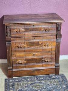 lot 202 image: Antique Victorian Walnut Three Drawer Chest