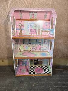 lot 208 image: Wooden Dollhouse with Three Levels and Detailed Interior