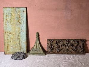 lot 92 image: Architectural Salvage Wall Decor Collection