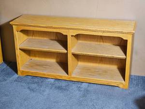 lot 108C image: Blonde Oak Low Bookcase C