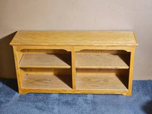 lot 108D image: Blonde Oak Low Bookcase D