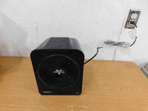 Vornado Velocity 5 Whole Room Space Heater, Electric, 250 sq ft