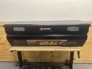 Northern Tool + Equipment Chest Truck Toolbox, 56in. x 20in. x 15.75in. x 18in., Aluminum, Gloss Black, Pull Handle Latches MSRP $519.99