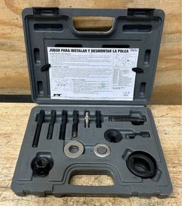 lot 233 image: PT Pulley Puller & Installer Set