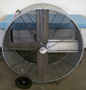 lot 31 image: Ventamatic Maxx Air 36 High Velocity Industrial 36 2-Speed Barrel Fan