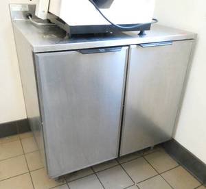 lot 16 image: Soda counter