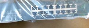 lot 40 image: New 16-port gigabit switch