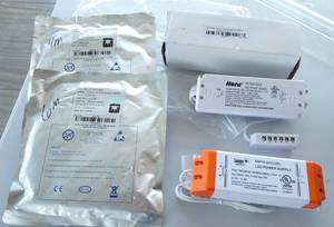 lot 42 image: Group of LED lighting and power supplies