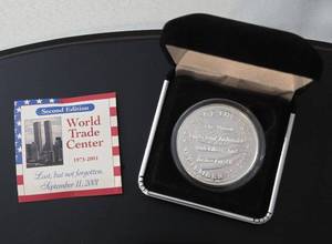 lot 15 image: September 11, 2001 World Trade Center Commemorative Coin - 1 Troy Oz of fine silver