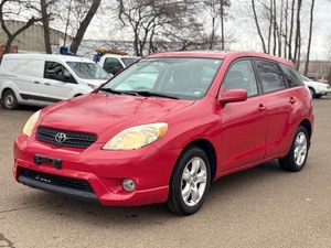 lot 12 image: 2006 TOYOTA MATRIX XR Prior Certified Pre-Owned (NO RESERVE)