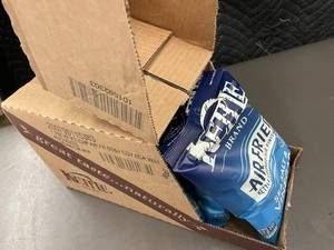 lot 128 image: NE 2 - Kettle Brand Air Fried Sea Salt & Vinegar Potato Chips 1.7 oz