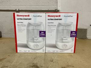 lot 216 image: LOT OF 2 Honeywell Ultra Comfort Cool Mist Humidifier - White, HUL545W