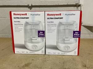 lot 221 image: LOT OF 2 Honeywell Ultra Comfort Cool Mist Humidifier - White, HUL545W