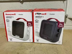 lot 228 image: LOT OF 2 Honeywell UberHeat 5 Portable Ceramic Small Space Heater - HCE210
