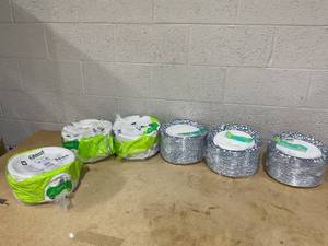 lot 243 image: LOT OF 6 Chinet & up&up Paper Plates