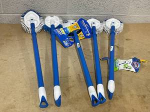 lot 246 image: LOT OF 5 Clorox Brushes & Scrubber
