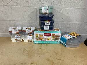 lot 323 image: LOT OF 10 Goodcook & Snaplock Containers