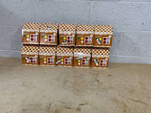 lot 192 image: LOT OF 10 Scrub Daddy Holiday 3 Packs