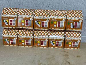 lot 193 image: LOT OF 10 Scrub Daddy Holiday 3 Packs